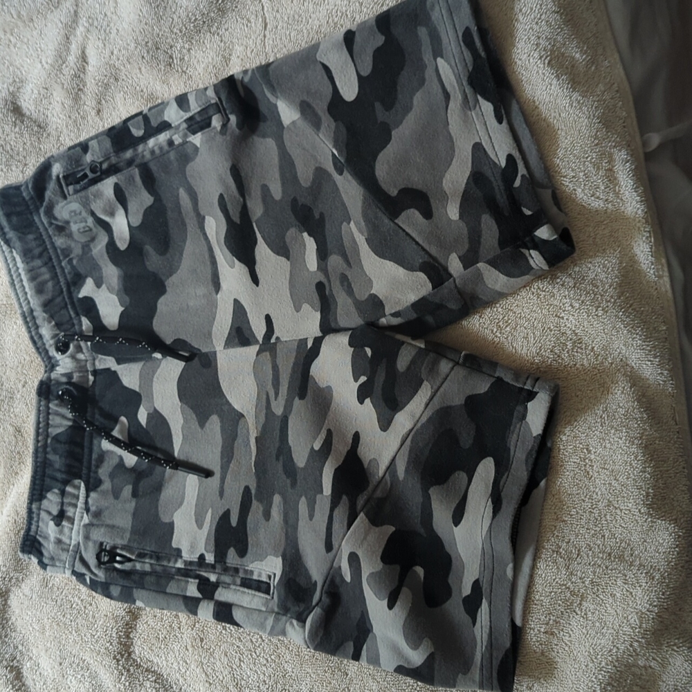 Boys gap camo shorts